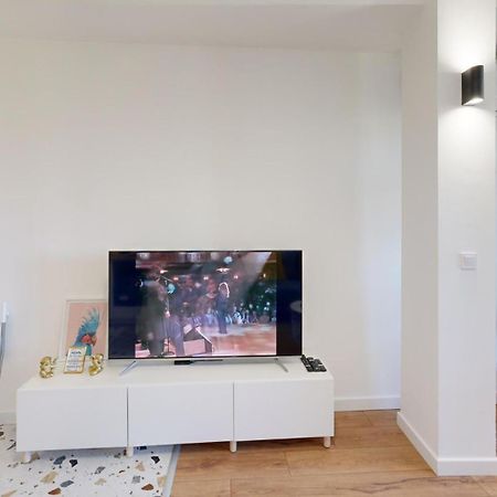 Modern City Stay Apartment 4 Min Walk From Alexander Nevski Sofía Exterior foto